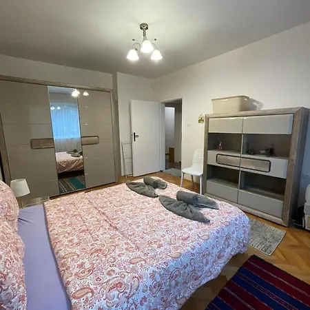 Glasgow 2bdr Peaceful 1 Min From Metro W Wifi Sofia